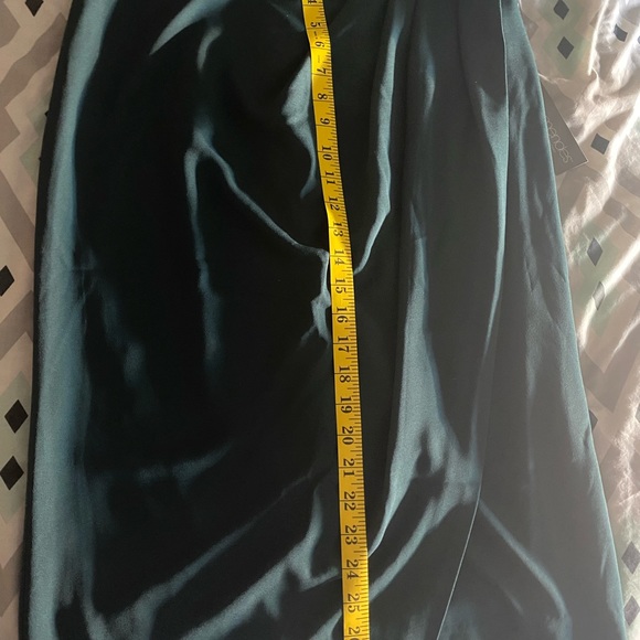 Eva Mendes Hunter Green Faux Wrap Skirt (NWT) - Picture 11 of 12
